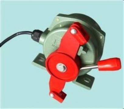 點擊查看詳細信息<br>標題：雙向拉繩開關XLLS-II 閱讀次數(shù)：2052
